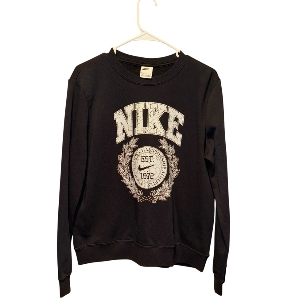 Nike Black Crewneck Sweater Classic Design